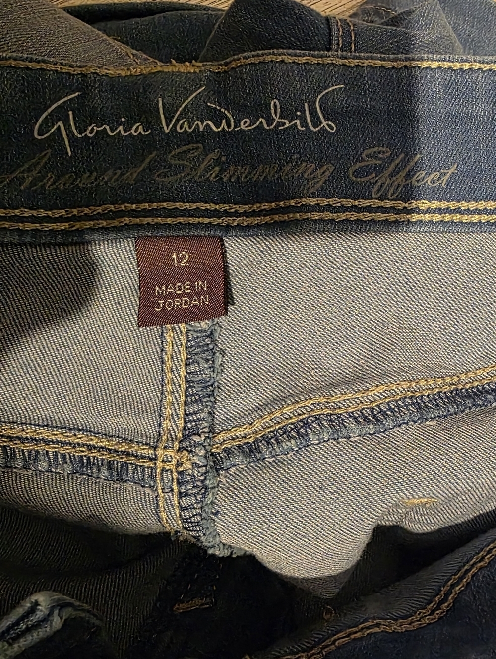 Gloria Vanderbilt Light Blue Denim Rolled-Hem Shorts - Picture 3 of 3
